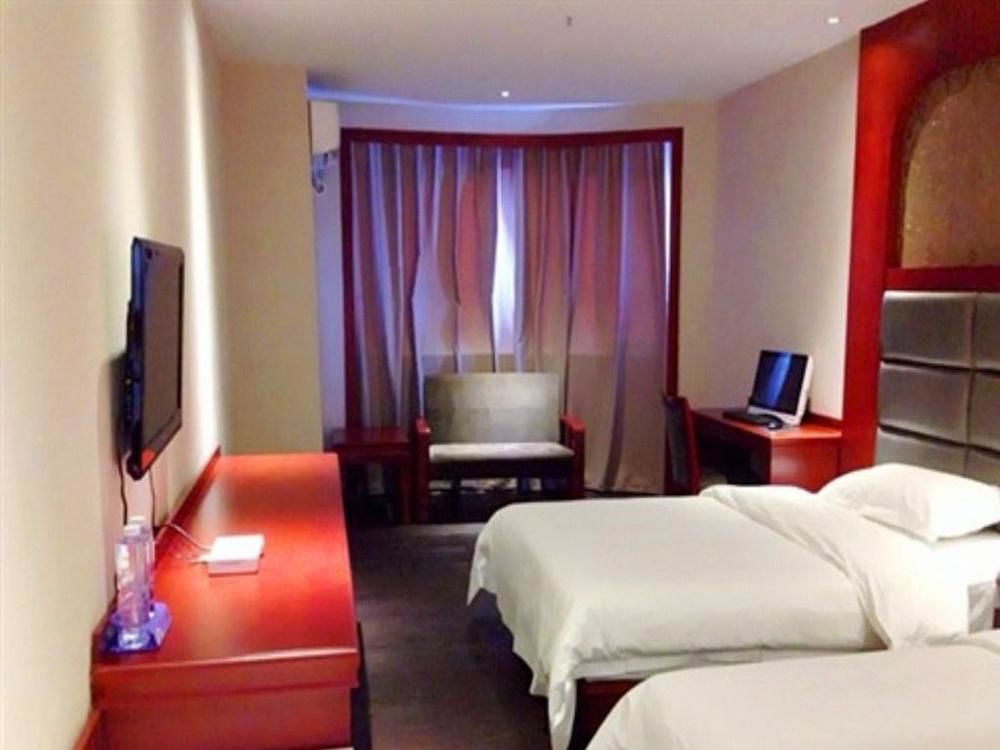 Longwang Business Hotel Liuzhou ภายนอก รูปภาพ